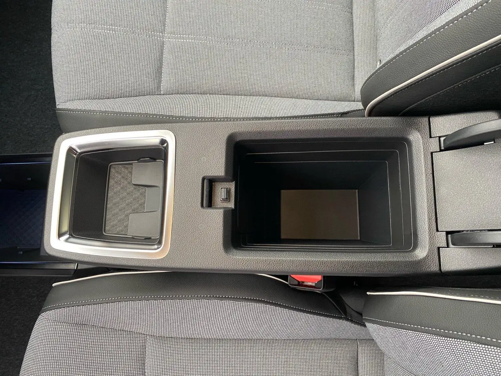 Mitsubishi Eclipse Cross · Top EV · Bild 17