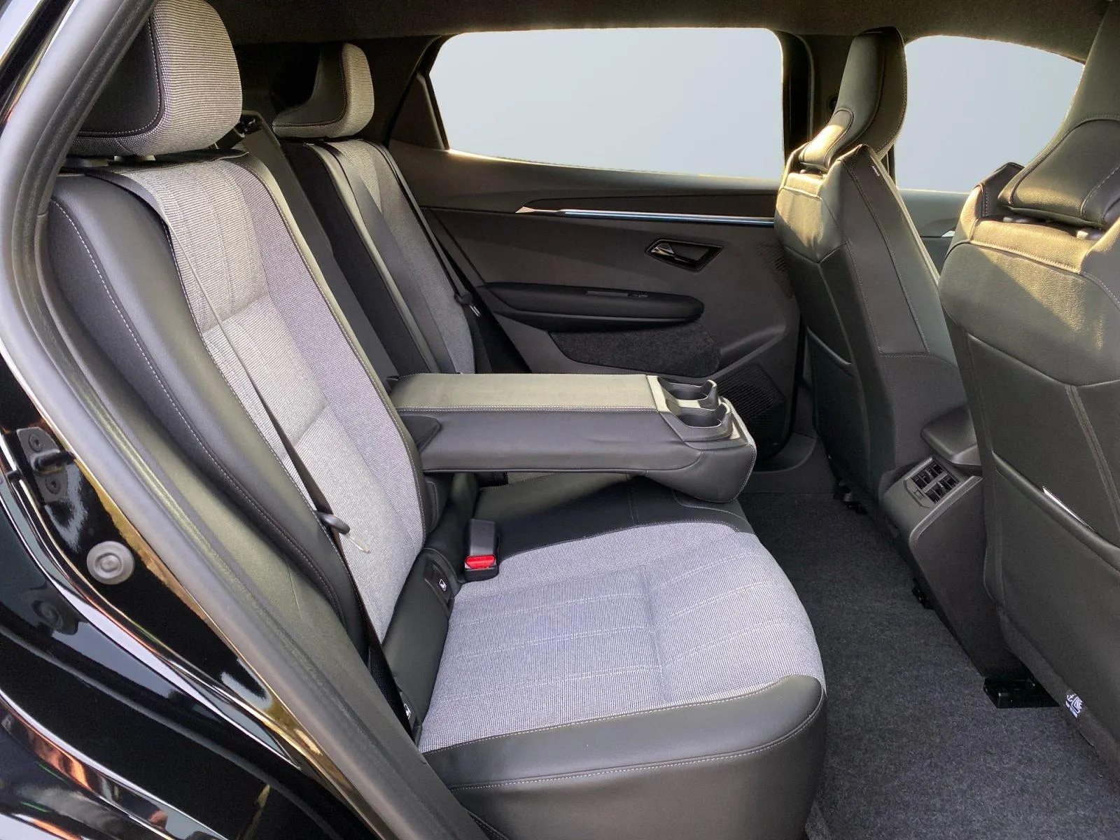 Mitsubishi Eclipse Cross · Top EV · Bild 10