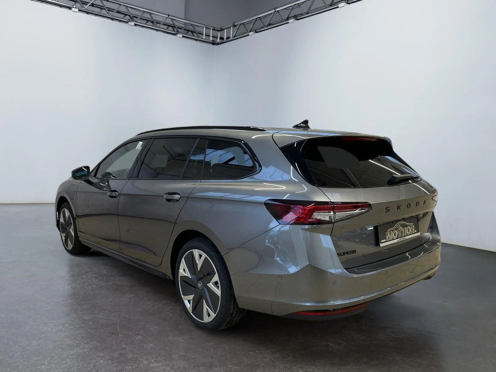 Skoda Superb · Sportline · Bild 3