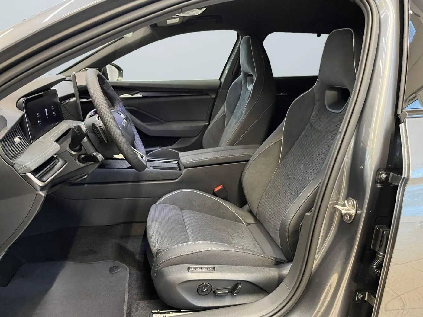 Skoda Superb · Sportline · Bild 6