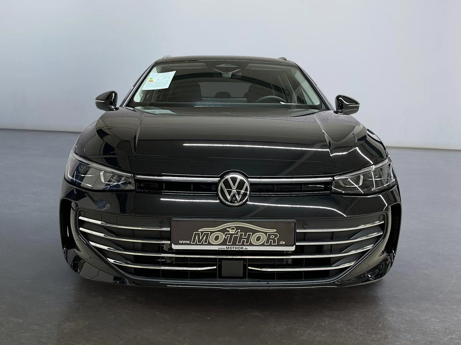 VW Passat Variant · Business