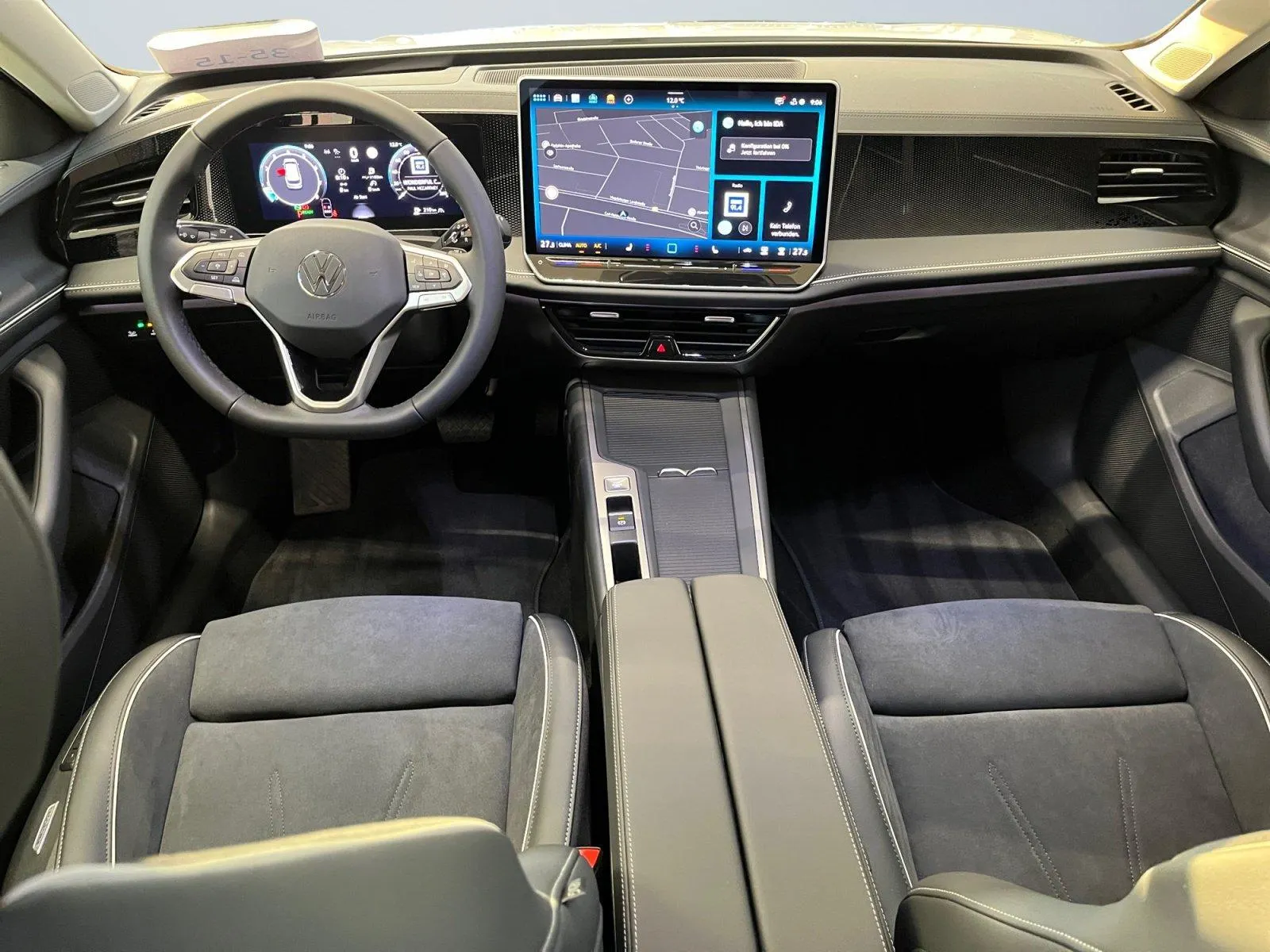 VW Passat Variant · Business