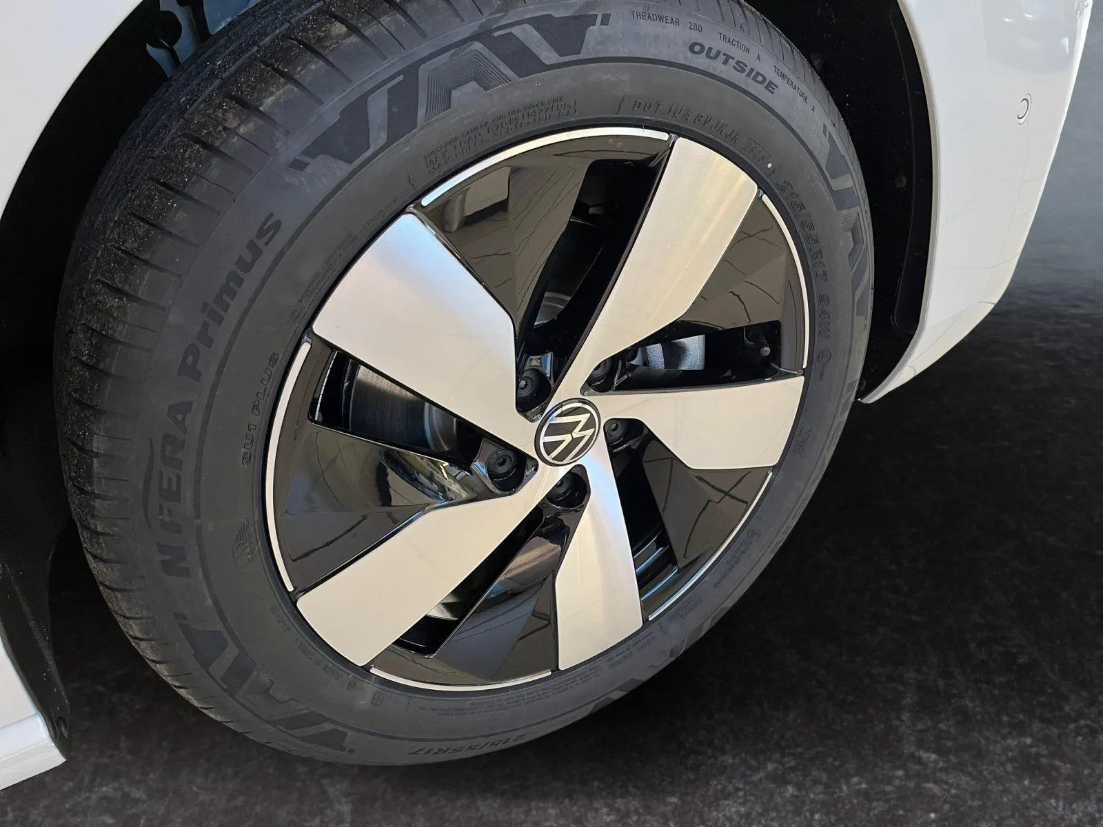 VW Passat Variant · Business · Bild 14