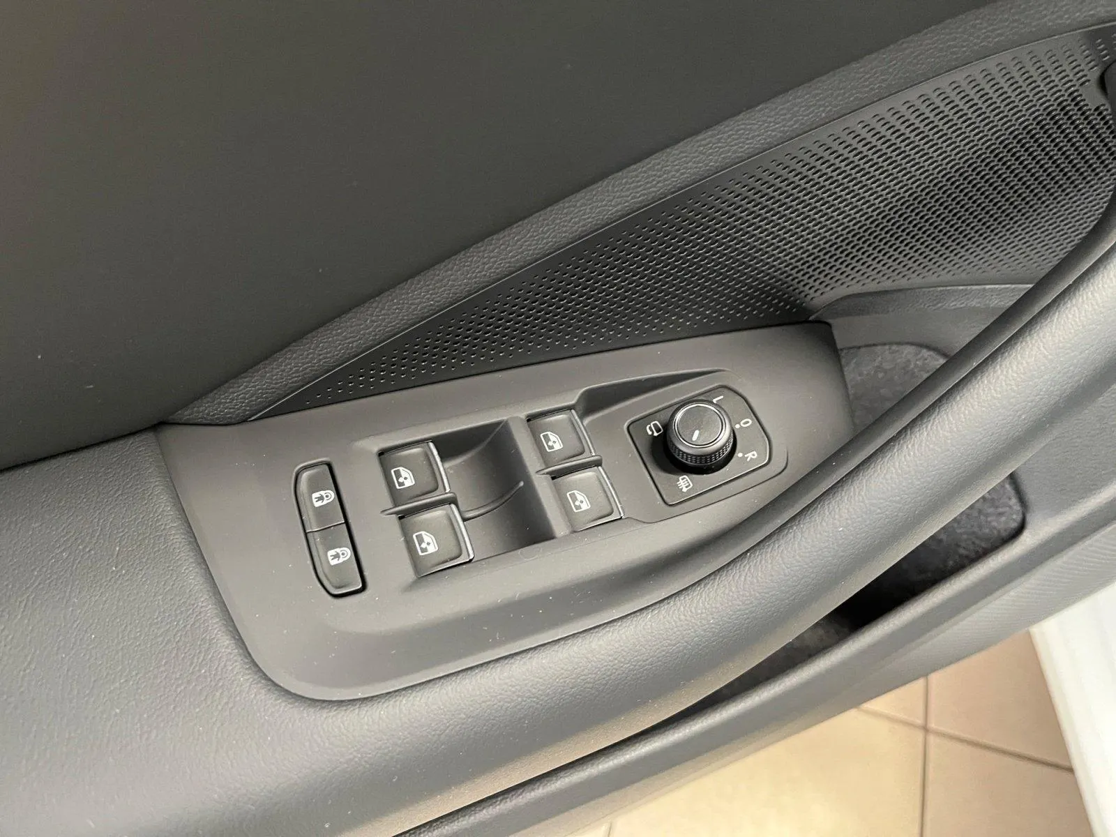 VW Passat Variant · Business · Bild 15