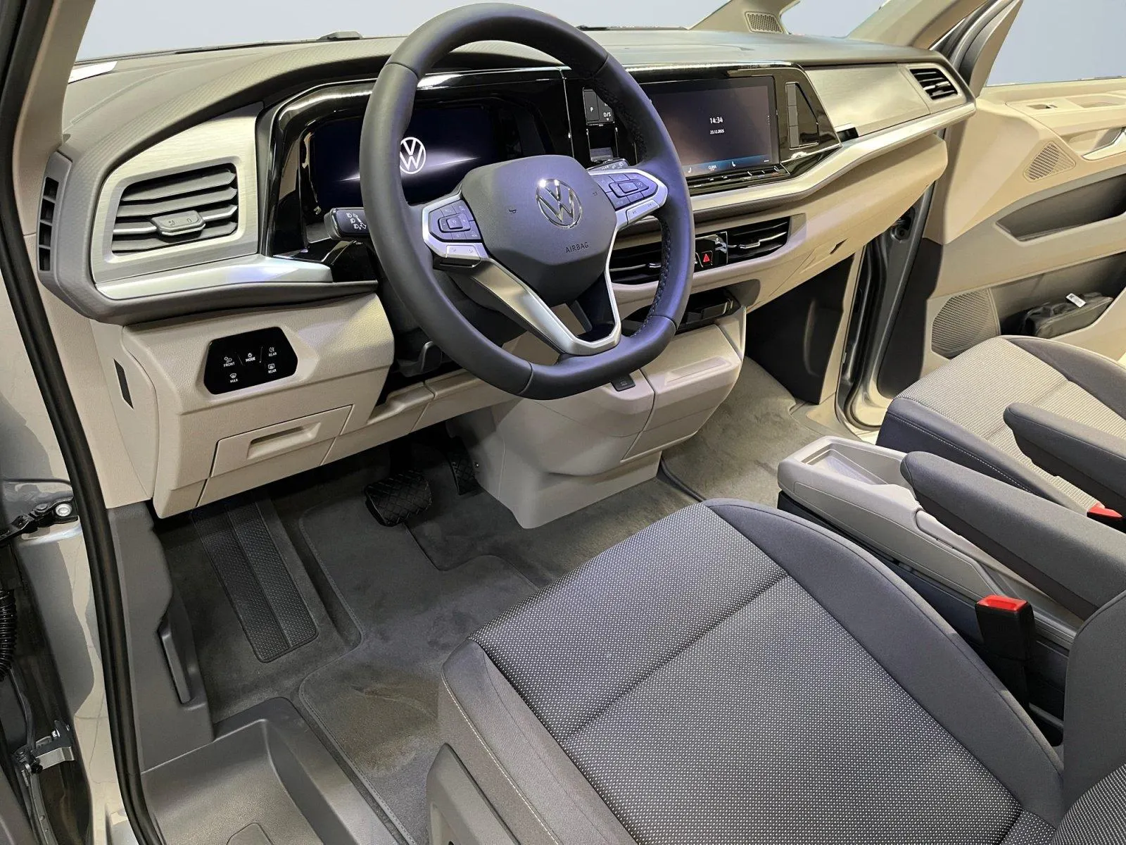 VW T7 Multivan · Life Edition