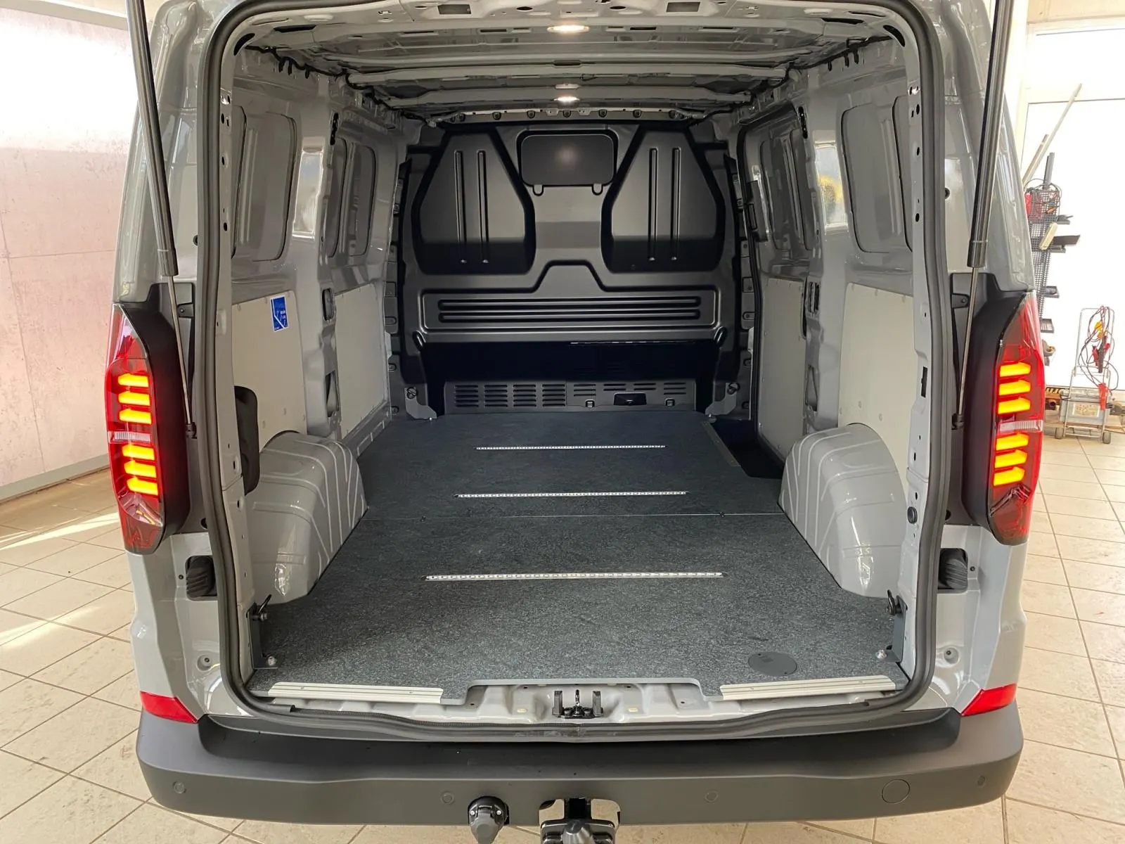 VW T7 Transporter · Kasten · Bild 13