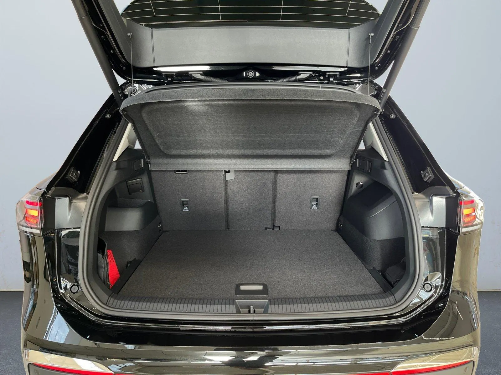VW Tiguan · Elegance · Bild 13