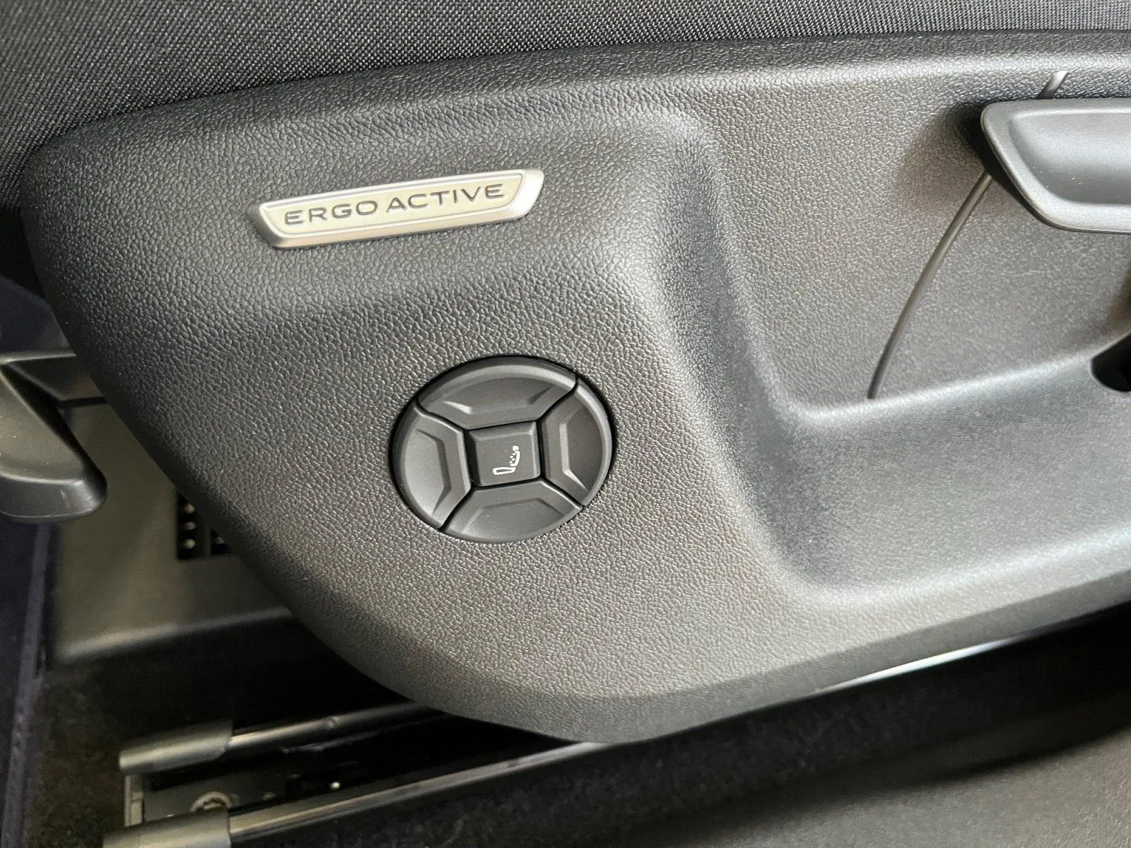 VW Tiguan · Elegance · Bild 15